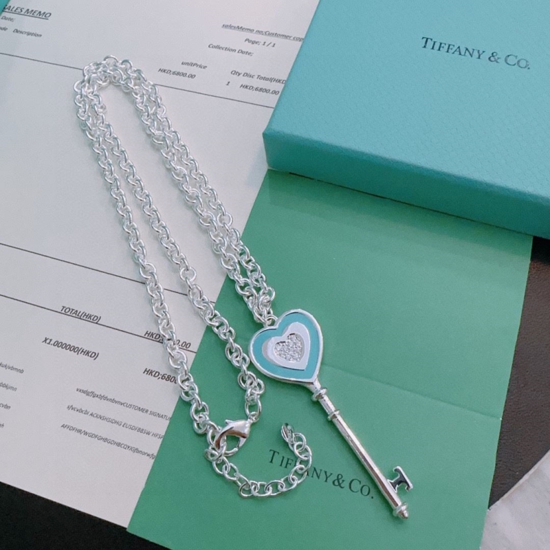 T*f*ny necklaces
